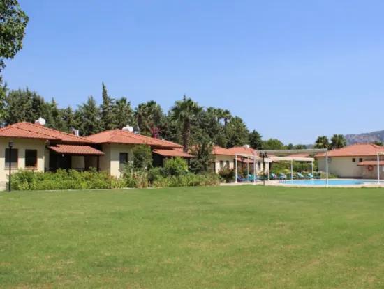 Dalyan Villa Candurmaz. Dalyan Nehri Kenarında Büyük Havuzlu Villalar.