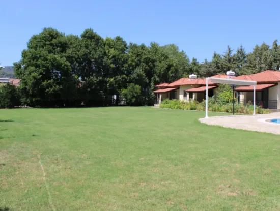 Dalyan Villa Candurmaz. Dalyan Nehri Kenarında Büyük Havuzlu Villalar.