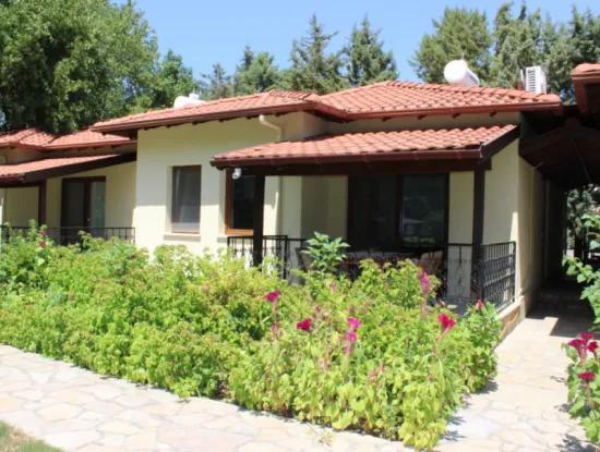 Dalyan Villa Candurmaz. Dalyan Nehri Kenarında Büyük Havuzlu Villalar.