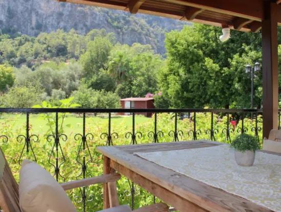 Dalyan Villa Candurmaz. Dalyan Nehri Kenarında Büyük Havuzlu Villalar.