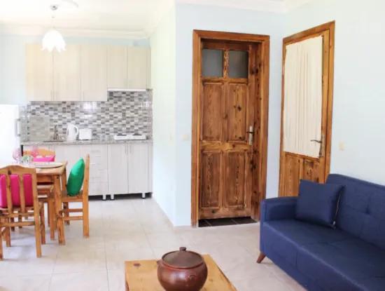 Dalyan Villa Candurmaz. Dalyan Nehri Kenarında Büyük Havuzlu Villalar.