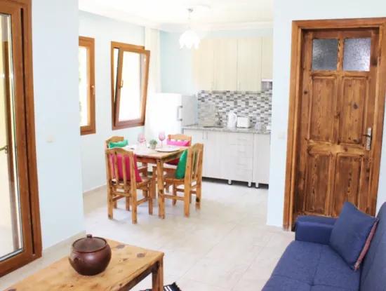 Dalyan Villa Candurmaz. Dalyan Nehri Kenarında Büyük Havuzlu Villalar.